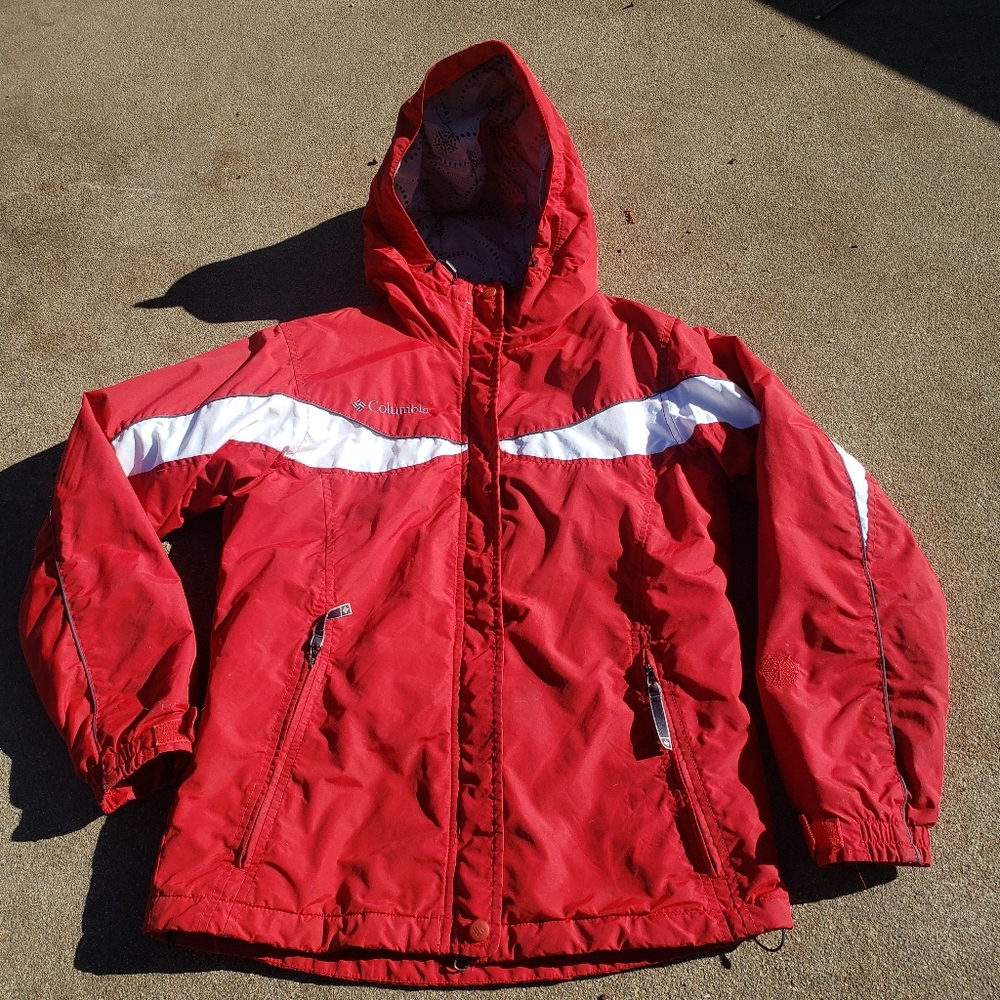 Women’s Red and White Columbia jacket SMALL - Picture 4 of 16